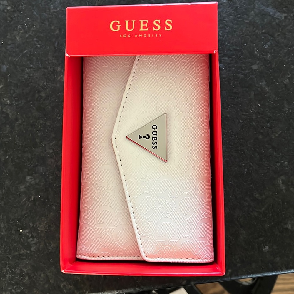 Guess white wallet